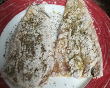 Foto del paso 2 de la receta: Pescadillas rebozadas a las hierbas provenzales