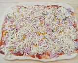 Búbos pizza recept fázis 6 fotója