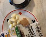 Fokhagymamártás (főzőtejszínnel) recept fázis 1 fotója