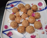 તલના લાડુ(Tal na laddu recipe in Gujarati) રેસીપી સ્ટેપ5ફોટો