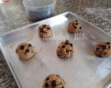 Foto langkah ke 6 dari resep Chocolate Chunk Cookies.