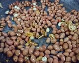Hình bước làm 1 của món Đậu phộng rang bơ tỏi