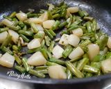 A picture of step 1 of Bihari Style Bodi (String Beans)-Potato Subzi.