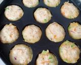 A picture of step 4 of Appe golgappa.
