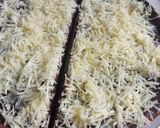 Foto langkah ke 4 dari resep Martabak Chocolatos.