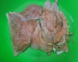 Foto langkah ke 1 dari resep 63. Chicken Steak with Blackpaper Sauce.