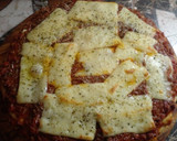 Foto del paso 8 de la receta: Pizza de Muzzarella a la bolognesa🤤