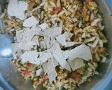 A picture of step 8 of Papad chat.