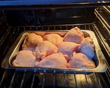 A picture of step 1 of Chicken & Spinach Pasta.