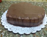 Foto del paso 8 de la receta: Torta de chocolate con forma de corazón