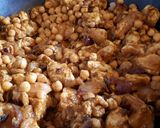 Foto del paso 4 de la receta: Pollo korma con garbanzos y arroz