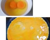 A picture of step 2 of Rice with Shrimp Omelet.