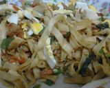 Foto langkah ke 4 dari resep Kwetiaw goreng.