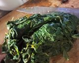 Foto langkah ke 1 dari resep Sayur Singkong feat Ikan Asin Tulang Jambal Roti.