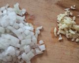 Foto del paso 1 de la receta: Calabacitas rellenas de carne molida