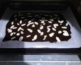 Foto langkah ke 6 dari resep Brownies Crispy Ketan Hitam.