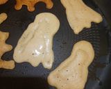 A picture of step 4 of Halloween Pancakes, Eggless.