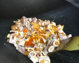 Foto langkah ke 3 dari resep Oseng cumi pete.