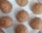 A picture of step 2 of Tricolor Chicken stuffed Rice Flowers.