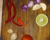 Foto langkah ke 2 dari resep Mujair bumbu merah simple.