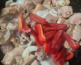 Foto del paso 2 de la receta: Carne de cerdo desmenuzada para bocadillos
