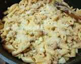Pas rețetă Pasta cu cârnați și sos de brânză 3 fotografie
