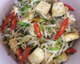 Foto langkah ke 6 dari resep Tumis tauge tahu.