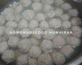 Foto langkah ke 7 dari resep BAKSO HOMEMADE tanpa Telur.