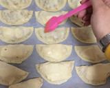 Foto del paso 3 de la receta: Empanadillas criollas con queso