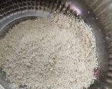 A picture of step 1 of Oats and Beetroot tikki.
