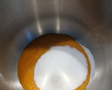 Szilvás pudingos piskóta mandulatejjel recept fázis 2 fotója