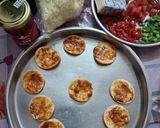 A picture of step 1 of Papdi pizza.
