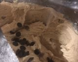 A picture of step 4 of Toll house cookie Sunday / chocolate chip cookies.