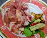 รูปขั้นตอนการทำที่ 1 ของ ไก่ต้มยอดมะพร้าวอ่อน
