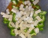 Foto langkah ke 3 dari resep Tumis pare tempe.