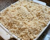 Une image de l'étape 8 de CRUMBLE POMMES 🍎 RHUBARBE 🍃🍀🍓fraise🍓🍓.
