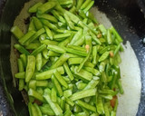 A picture of step 2 of Cluster beans.