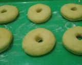 Foto langkah ke 5 dari resep Donat antigagal tanpa telor tanpa ulen.