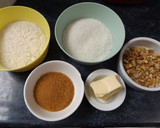 Foto del paso 1 de la receta: Magdalenas crocantes con nueces y coco