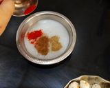 A picture of step 3 of Makhana Raita.