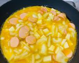 Foto langkah ke 5 dari resep Omelette Sosis Keju.