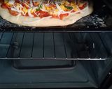 Foto langkah ke 5 dari resep Simple Pizza Home Made.