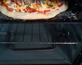Foto langkah ke 5 dari resep Simple Pizza Home Made.