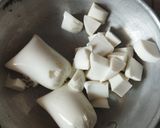 Foto langkah ke 1 dari resep Rawon Tahu dan Putih Telur.