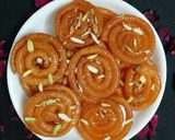 A picture of step 6 of Crispy Semolina Jalebi.