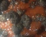 Foto del paso 9 de la receta: Albóndigas rojas picantes y papas rústicas