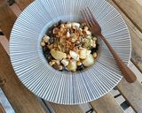 Foto del paso 6 de la receta: Ensalada de patata y garbanzos con tomate seco, huevo y olivas negras al pesto