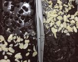 Foto langkah ke 4 dari resep Chewy fudgy brownie.