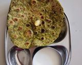 A picture of step 5 of Methi thepla.