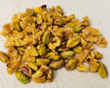 Foto del paso 2 de la receta: Rocas de Chocolate con Nueces y Pistachos